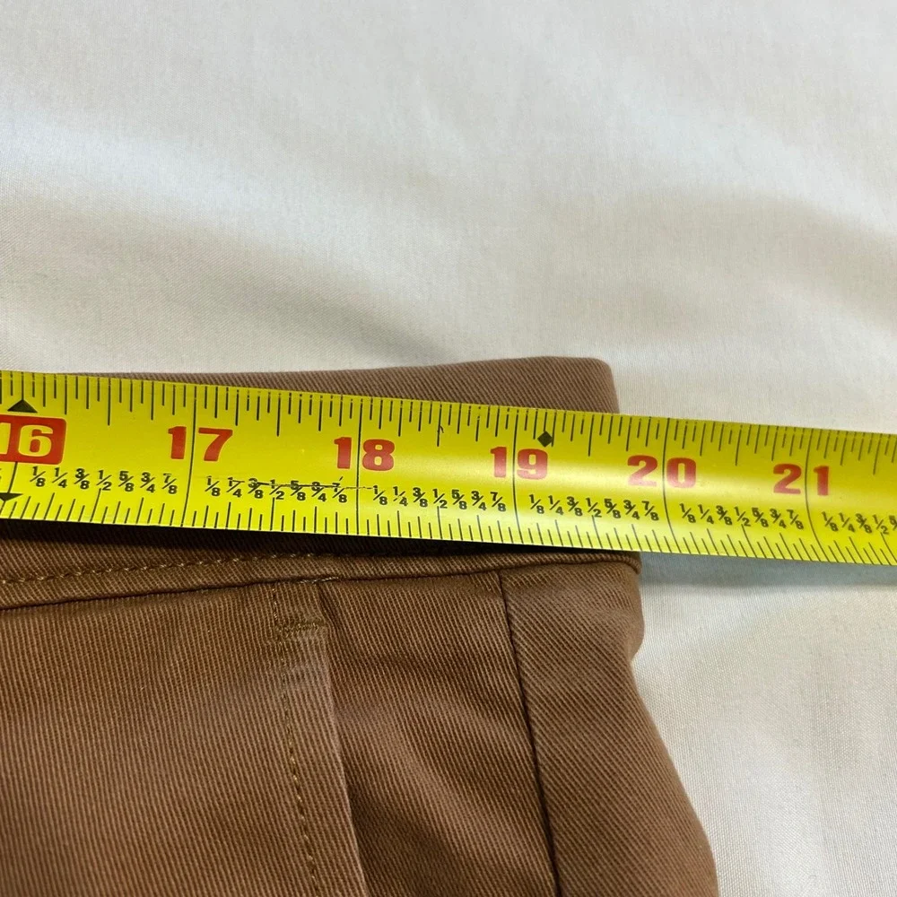Roundtree & Yorke Mens Brown Chino Shorts Size 40 Cotton Stretch Flat Front